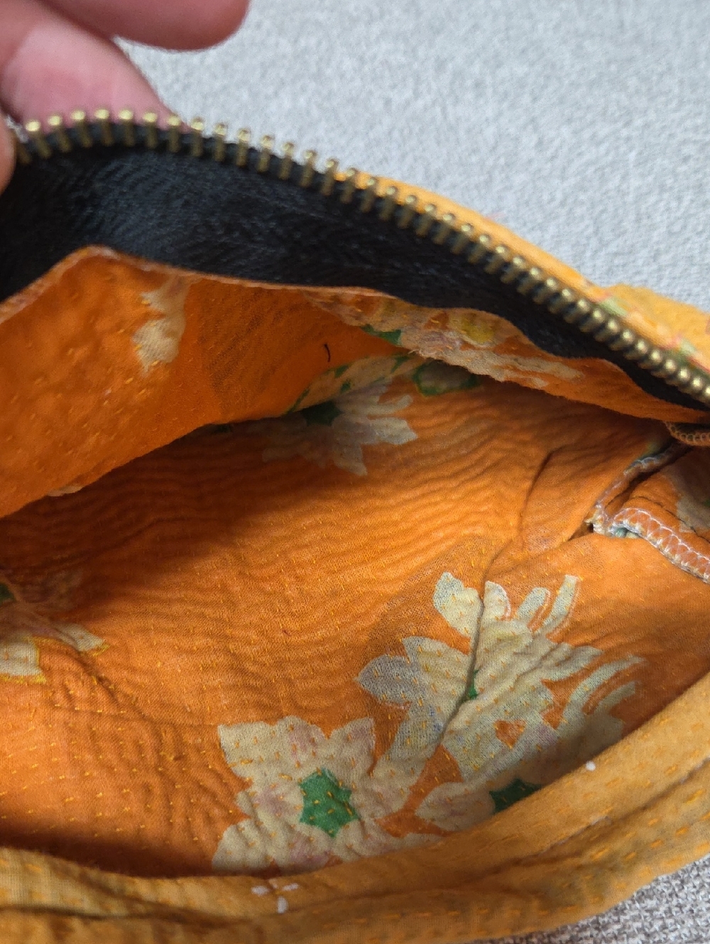 Kantha Pouch #42 - Picture 2 of 3